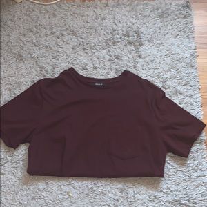 Never worn! Maroon t shirt